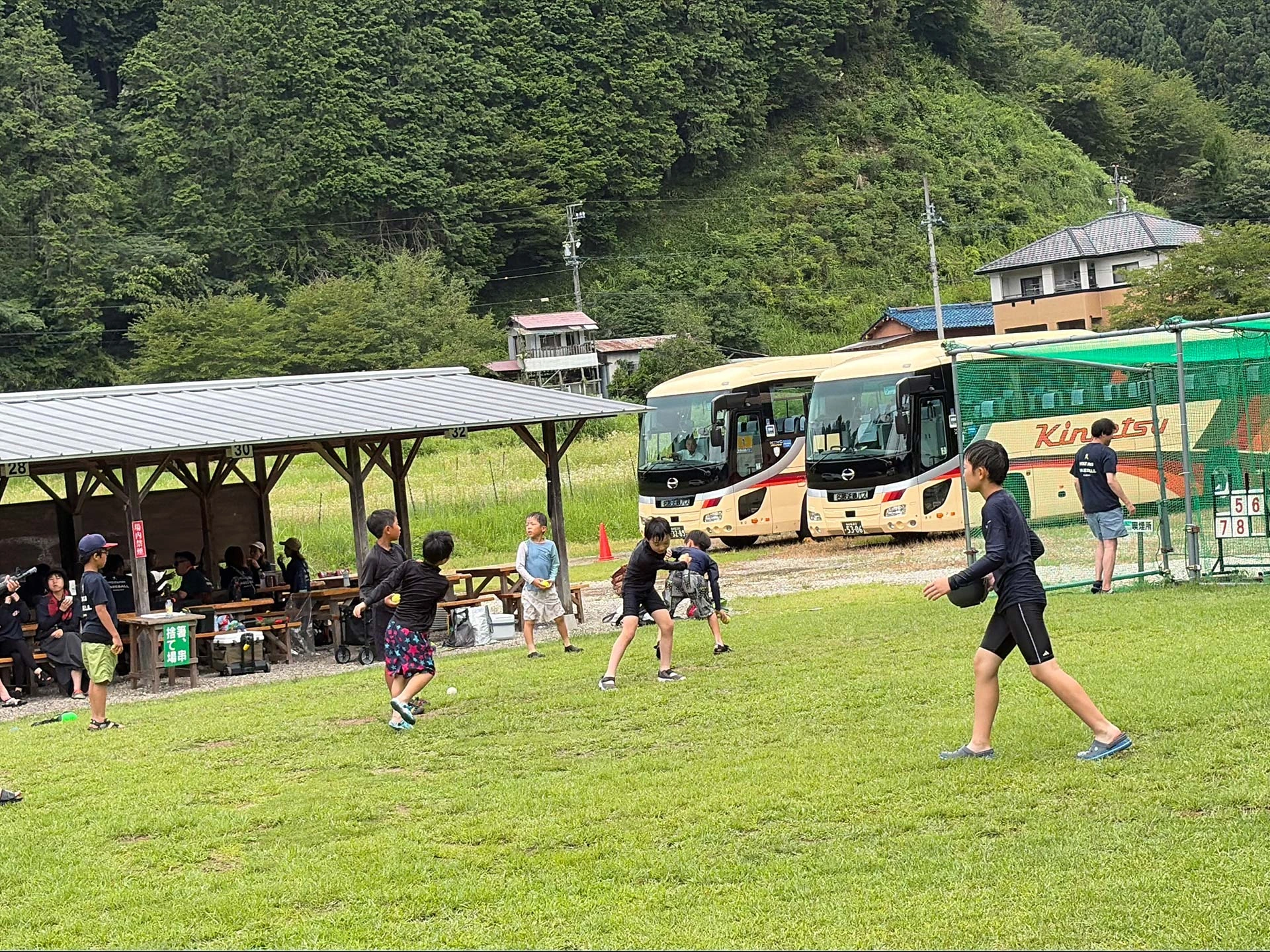 芝生広場